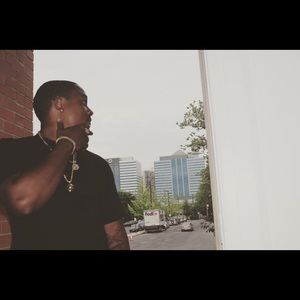 Meet your Posher, Dionte